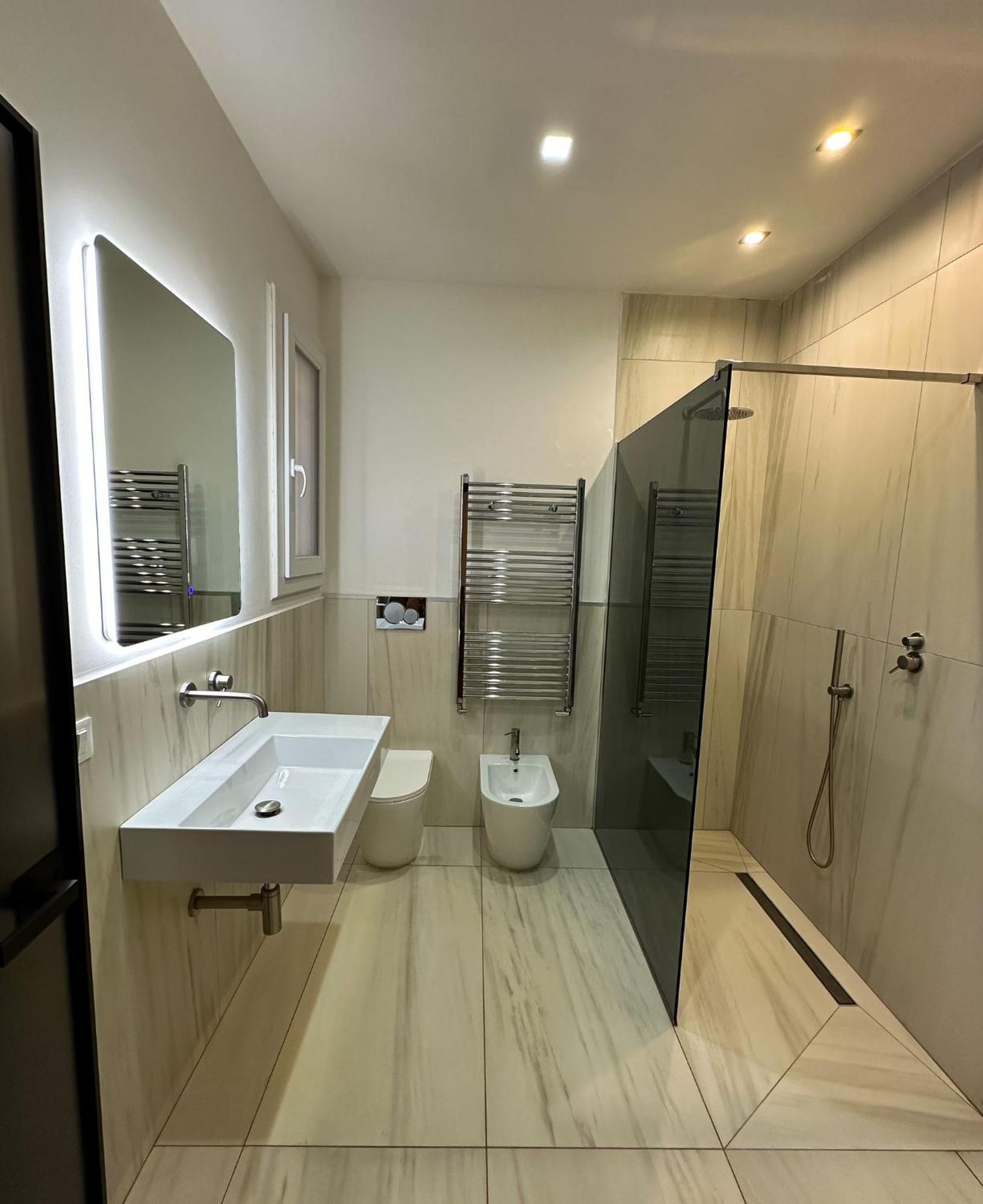 Whouse Large Suite Apartment Indipendenza Bologna Exterior foto